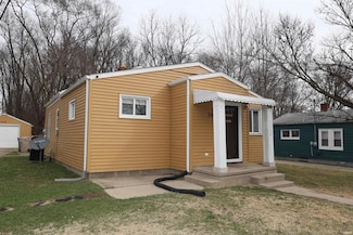2109 W Hamilton St, South Bend, IN 46628