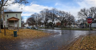 94 Peck St, Rochester, NY 14609