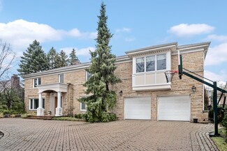 6625 N Le Mai Ave, Lincolnwood, IL 60712