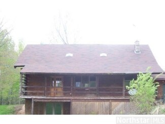 579 Carriage Hill Dr W, Hinckley, MN 55037