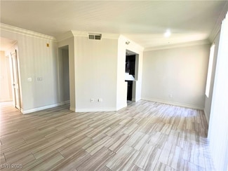 210 E Flamingo Rd Unit 302, Las Vegas, NV 89169