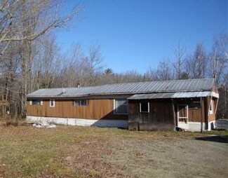 381 Us Route 2 W, Wilton, ME 04294