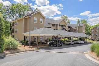 94 Glen Eagle Ct, Clayton, GA 30525
