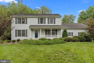 4 Nathaniel Green Dr, Titusville, NJ 08560