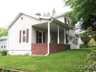 107 Seward St, Hudson, MI 49247