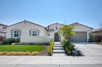 1020 Highland Rd W, Madera, CA 93636
