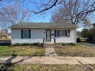 402 W Adams St, Mount Ayr, IA 50854