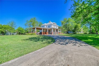 611 N 3rd Ave, Purcell, OK 73080
