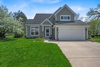 9 Vernon Ct Unit 6, South Elgin, IL 60177