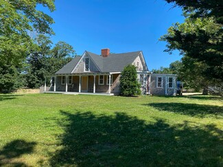 1005 State Rd, West Tisbury, MA 02575