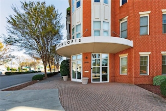 2951 Baltic Ave Unit 208, Virginia Beach, VA 23451