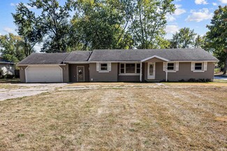 28864 County Road 16, Elkhart, IN 46516