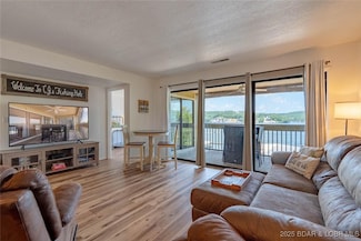 2500 Bay Point Ln Unit 134, Osage Beach, MO 65065