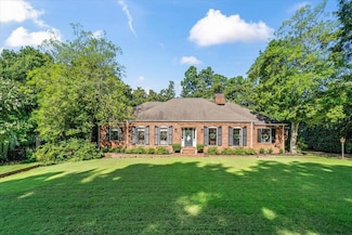 271 Wakefield Dr, Memphis, TN 38117
