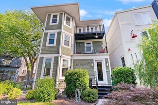 817 Varnum St NW Unit 3, Washington, DC 20011