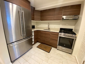 482 Columbus Ave Unit Garden, Boston, MA 02118