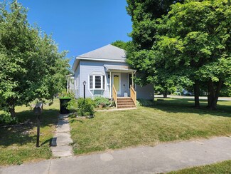 431 N Bailey St, Cheboygan, MI 49721