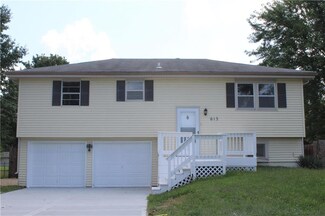 613 W Hulett St, Edgerton, KS 66021