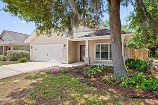 8393 New Orleans Ct, Navarre, FL 32566