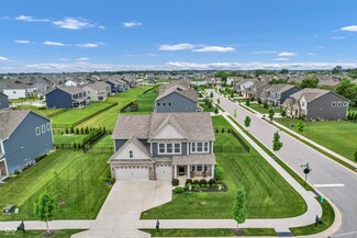 9898 Midnight Line Dr, Fortville, IN 46040