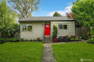 9558 Waters Ave S, Seattle, WA 98118
