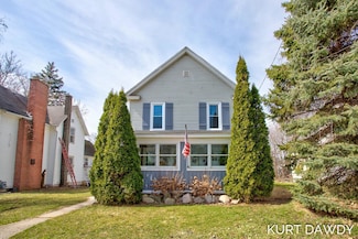 727 Emerald Ave NE, Grand Rapids, MI 49503