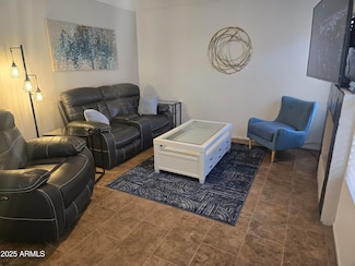 6409 S Kenneth Place Unit D, Tempe, AZ 85283
