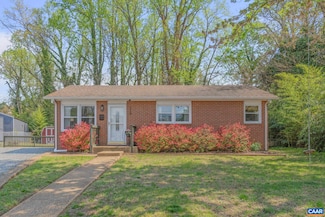 124 N Baker St, Charlottesville, VA 22903