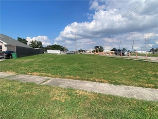 1000 N Lester Ave, Metairie, LA 70003