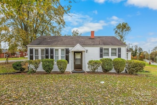 3726 Northampton Dr, Winston Salem, NC 27105