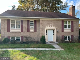 12 Stout Run Ct, Catonsville, MD 21228