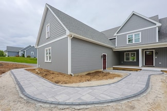 40 Blood Rd, Charlton, MA 01507