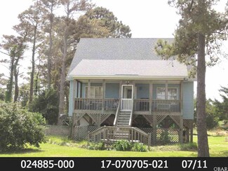4396 Mill Landing Rd, Wanchese, NC 27981