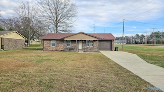 1514 Elkton St, Athens, AL 35614