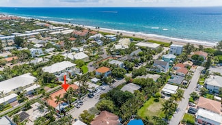 11 Tropical Dr Unit 3, Ocean Ridge, FL 33435