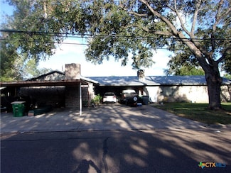 1802 Lawndale Ave, Victoria, TX 77901