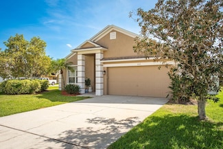 632 Lake Cypress Cir, Oldsmar, FL 34677