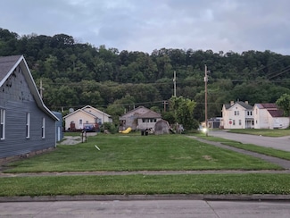 1123 & 1125 S 8th St, Ironton, OH 45638