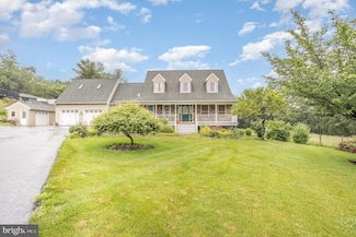 4229 Roundtop Rd, Elizabethtown, PA 17022