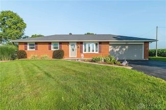 9474 N Hetzler Rd, Piqua, OH 45356