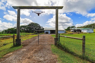681 Hoaka Rd, Hilo, HI 96720
