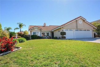 2241 Via Pacifica, Corona, CA 92882