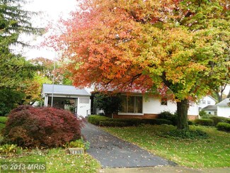 8611 Cottage St, Vienna, VA 22180