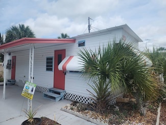 11630 Hamlin Blvd, Largo, FL 33774