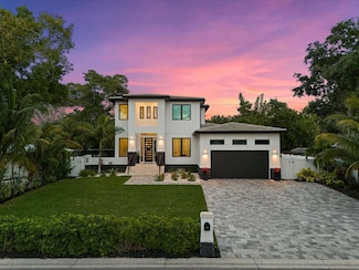 577 Venice Ln, Sarasota, FL 34242