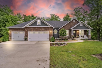 103 Dogwood Ct, Saddlebrooke, MO 65630