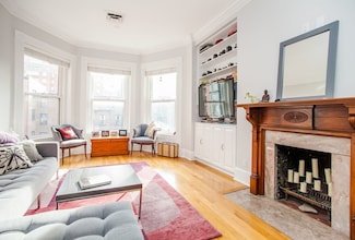 280 Commonwealth Ave Unit 302, Boston, MA 02116