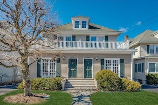 239 Purchase St, Rye, NY 10580