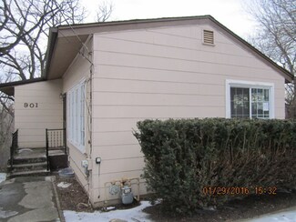 901 Pleasant St, Fox River Grove, IL 60021