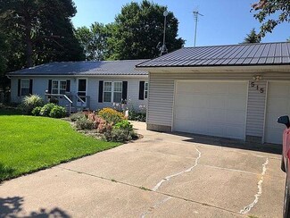 515 W Walnut St, Carson City, MI 48811